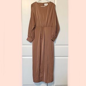 NWT Veiled Collection Long Sleeve Satin Maxi Dress